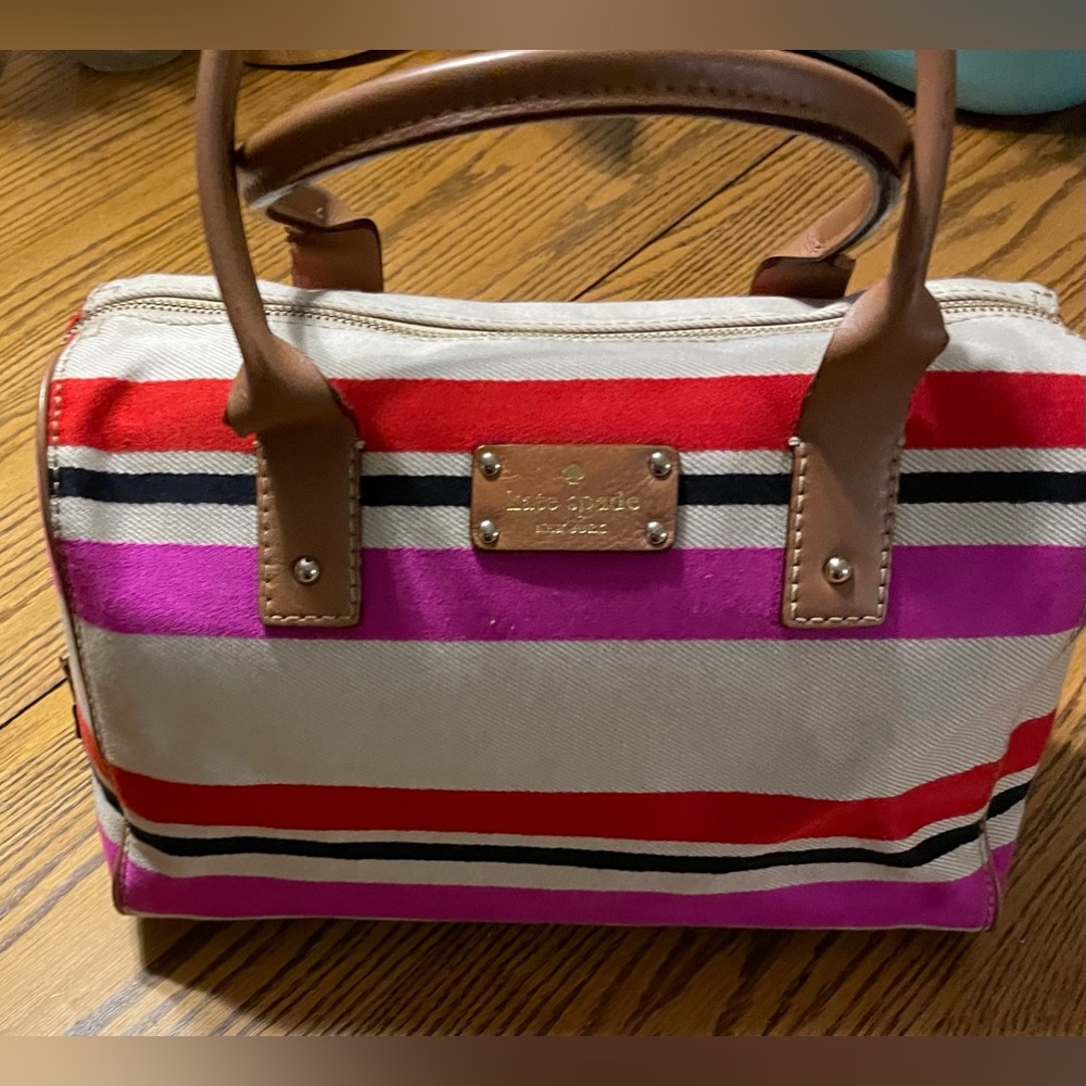 Kate Spade Kaleigh Oak Island Stripe Tote Bag. Good condition.
